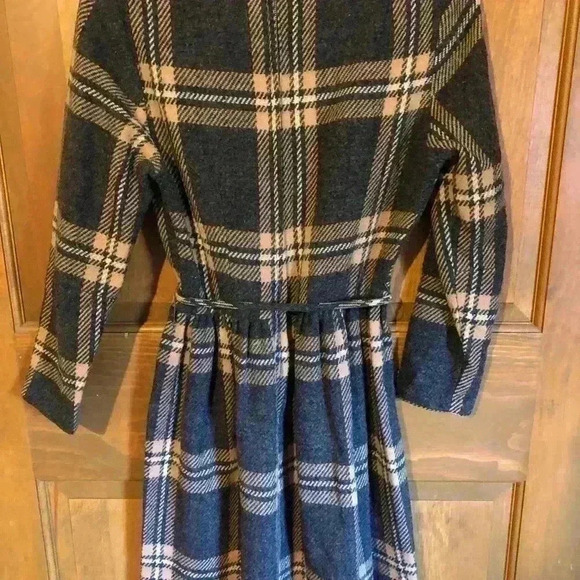 Vintage gorgeous plaid wool dress - Picture 2 of 8